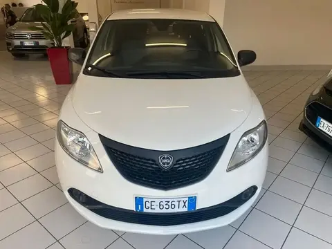 Used LANCIA YPSILON Hybrid 2021 Ad 