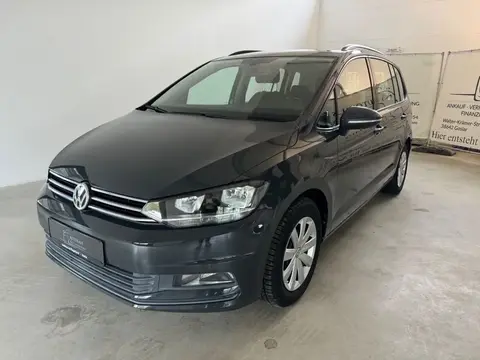 Used VOLKSWAGEN TOURAN Diesel 2017 Ad 