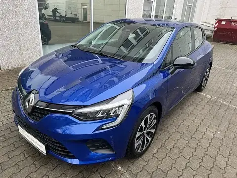 Used RENAULT CLIO Hybrid 2023 Ad 