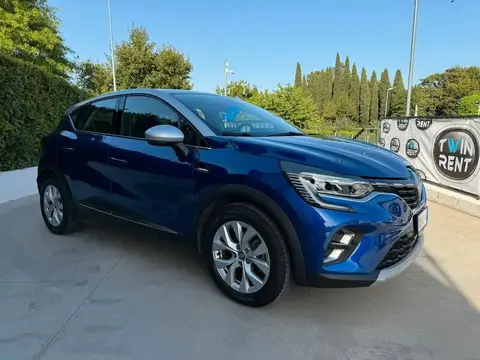 Used RENAULT CAPTUR Hybrid 2020 Ad 