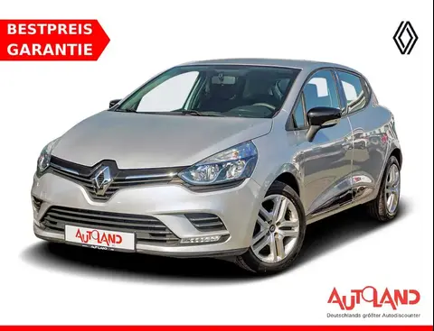 Used RENAULT CLIO Petrol 2018 Ad 