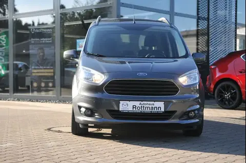 Used FORD TOURNEO Petrol 2017 Ad 