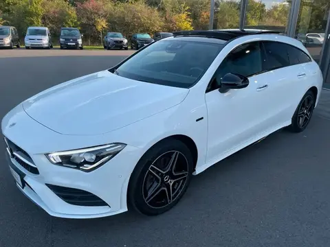 Used MERCEDES-BENZ CLASSE CLA Hybrid 2020 Ad 