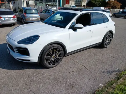 Annonce PORSCHE CAYENNE Essence 2018 d'occasion 