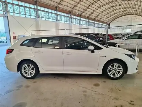 Used TOYOTA COROLLA Hybrid 2019 Ad 