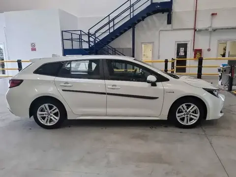 Used TOYOTA COROLLA Hybrid 2019 Ad 