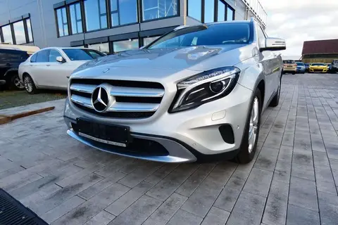 Used MERCEDES-BENZ CLASSE GLA Petrol 2014 Ad 