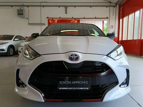 Used TOYOTA YARIS Hybrid 2020 Ad 