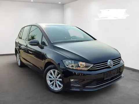 Used VOLKSWAGEN GOLF Petrol 2016 Ad 