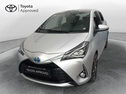 Used TOYOTA YARIS Hybrid 2019 Ad 