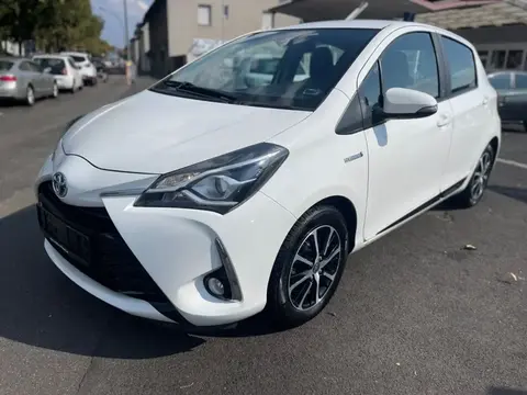 Used TOYOTA YARIS Hybrid 2018 Ad 