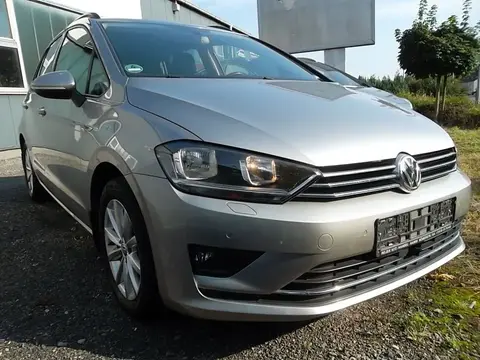 Used VOLKSWAGEN GOLF Petrol 2016 Ad 