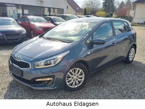 Used KIA CEED Petrol 2017 Ad 