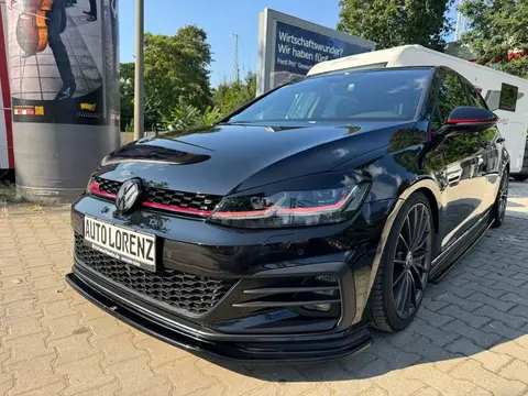 Used VOLKSWAGEN GOLF Petrol 2018 Ad 