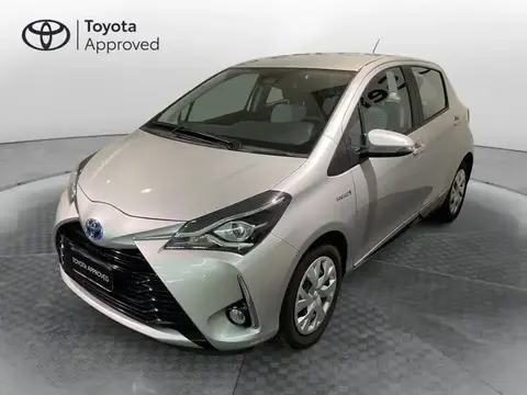 Used TOYOTA YARIS Hybrid 2017 Ad 