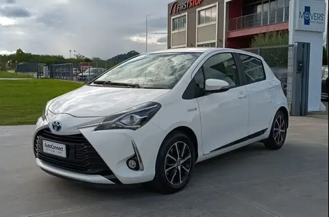 Used TOYOTA YARIS Hybrid 2018 Ad 