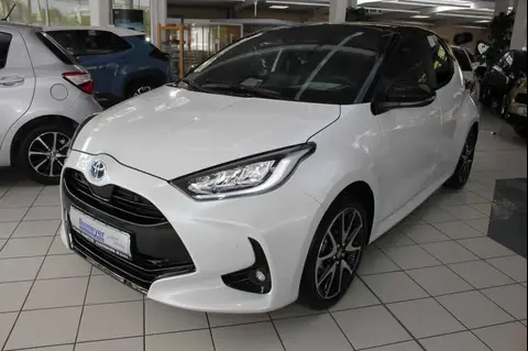 Used TOYOTA YARIS Hybrid 2021 Ad 