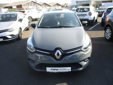 Used RENAULT CLIO Petrol 2018 Ad 