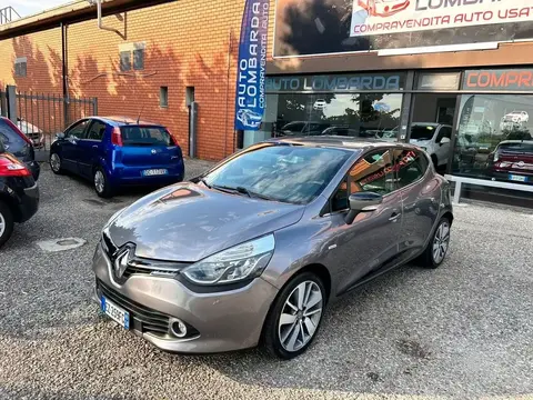 Annonce RENAULT CLIO Essence 2015 d'occasion 