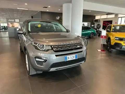 Used LAND ROVER DISCOVERY Petrol 2018 Ad 