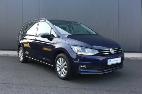 Used VOLKSWAGEN TOURAN Petrol 2017 Ad 