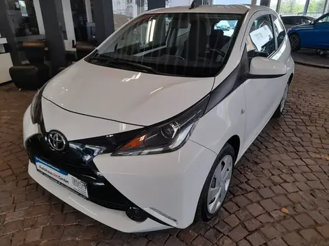 Used TOYOTA AYGO X Petrol 2016 Ad Germany