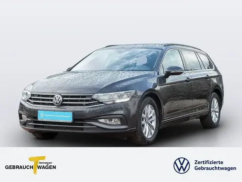 Used VOLKSWAGEN PASSAT Petrol 2020 Ad 