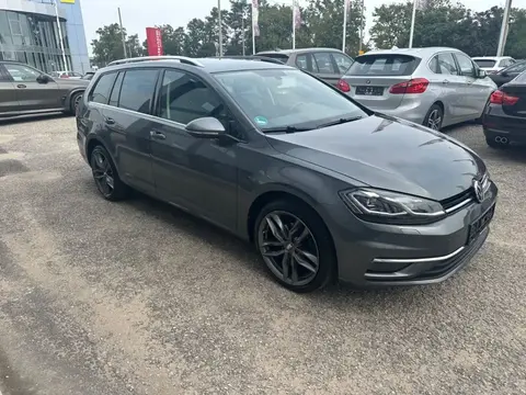 Used VOLKSWAGEN GOLF Petrol 2019 Ad 