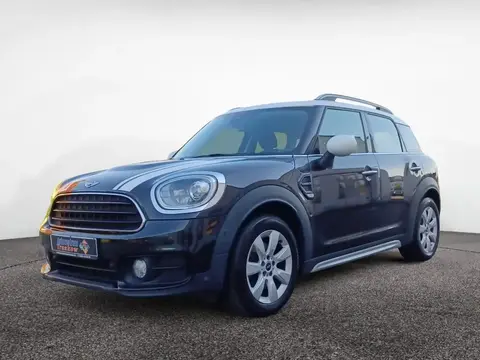 Used MINI COOPER Petrol 2018 Ad Germany