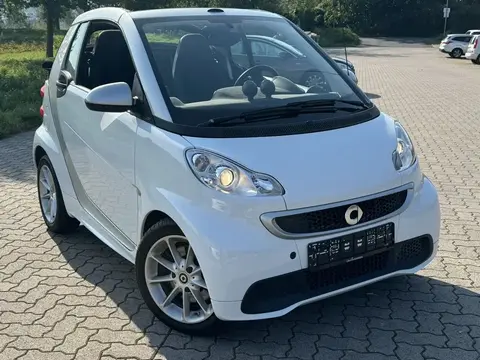 Used SMART FORTWO Petrol 2015 Ad Germany