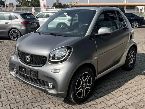 Used SMART FORTWO Petrol 2018 Ad Germany