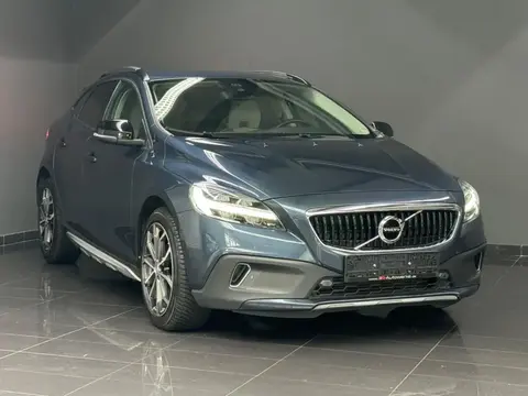 Annonce VOLVO V40 Essence 2017 d'occasion 