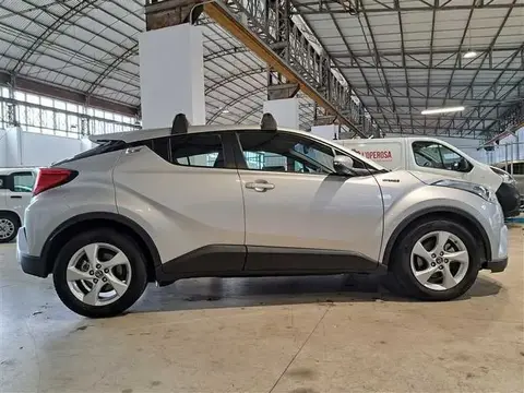 Used TOYOTA C-HR Hybrid 2019 Ad 