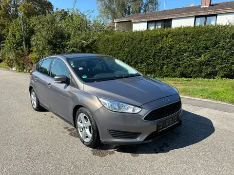 Used FORD FOCUS Petrol 2015 Ad Germany