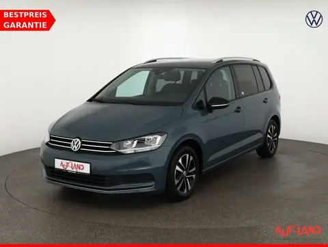 Used VOLKSWAGEN TOURAN Petrol 2019 Ad 