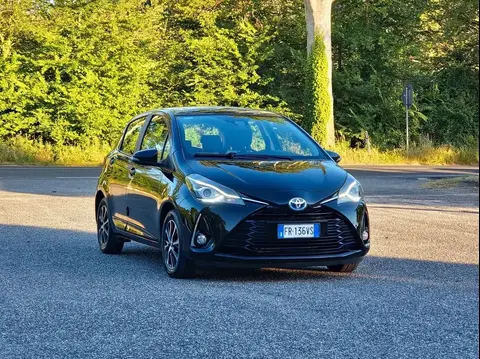 Used TOYOTA YARIS Hybrid 2018 Ad 