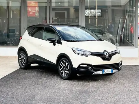 Used RENAULT CAPTUR Diesel 2017 Ad 