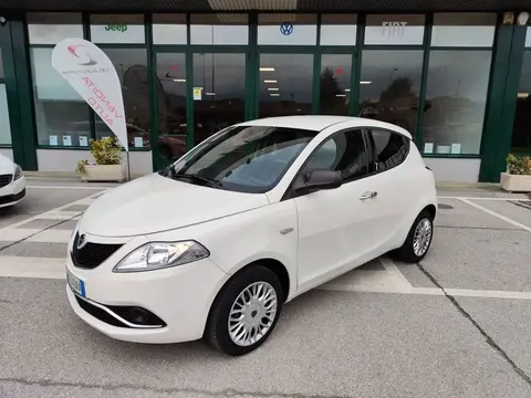 Annonce LANCIA YPSILON Essence 2017 d'occasion 