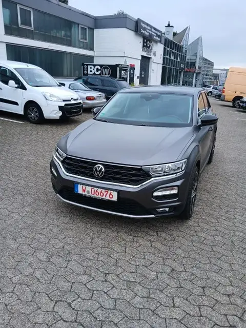 Used VOLKSWAGEN T-ROC Diesel 2021 Ad 