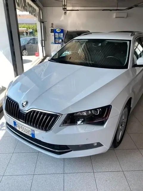 Used SKODA SUPERB Diesel 2019 Ad 