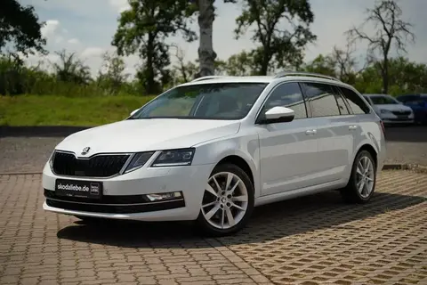 Used SKODA OCTAVIA Petrol 2019 Ad 