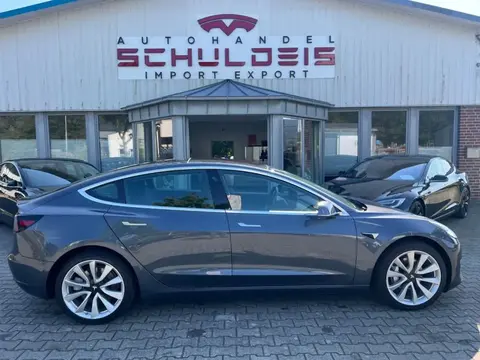 Annonce TESLA MODEL 3 Non renseigné 2019 d'occasion 