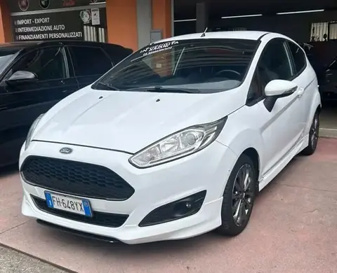 Annonce FORD FIESTA Diesel 2017 d'occasion 