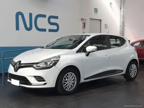 Used RENAULT CLIO Petrol 2018 Ad 