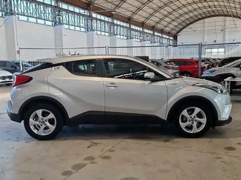 Used TOYOTA C-HR Hybrid 2019 Ad 