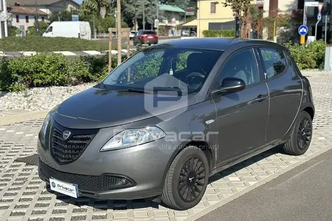 Annonce LANCIA YPSILON Essence 2015 d'occasion 