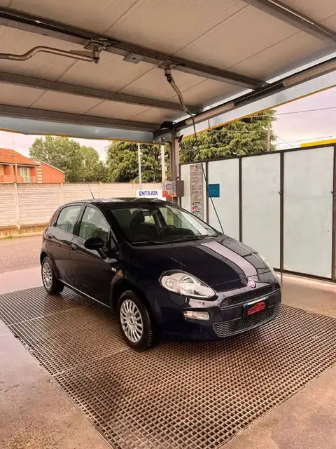 Used FIAT PUNTO Petrol 2015 Ad 