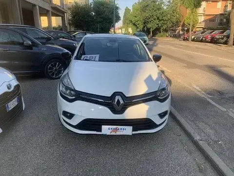 Used RENAULT CLIO LPG 2019 Ad 