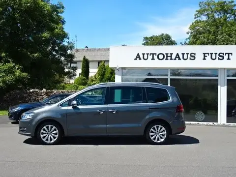 Used VOLKSWAGEN SHARAN Diesel 2020 Ad 