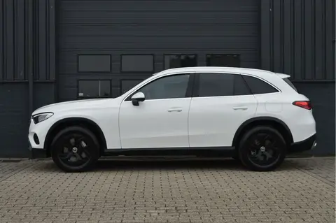 Used MERCEDES-BENZ CLASSE GLC Hybrid 2023 Ad 